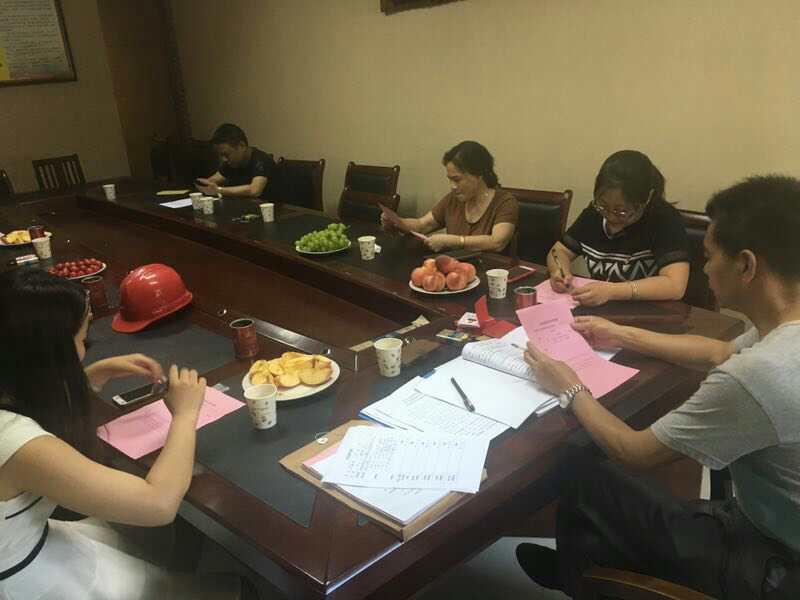 2017年7月1日黨員會(huì)議《會(huì)議主題：一、學(xué)習(xí)廖俊波找差距、抓落實(shí)主題組織生活會(huì)。二、學(xué)習(xí)袁毅同志在學(xué)習(xí)廖俊波同志先進(jìn)事跡座談會(huì)上的講話。三、劉云山在福建調(diào)研時(shí)強(qiáng)調(diào)學(xué)習(xí)弘揚(yáng)廖俊波同志崇高精神在為民實(shí)干中發(fā)揮先鋒模范作用的文章。》