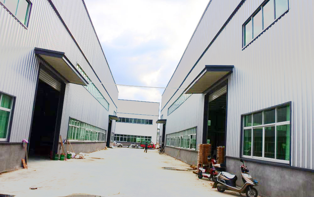 福建龍竹工貿(mào)有限公司建設的龍竹工貿(mào)年產(chǎn)60萬平方米竹展開增資擴產(chǎn)項目勝利竣工使用