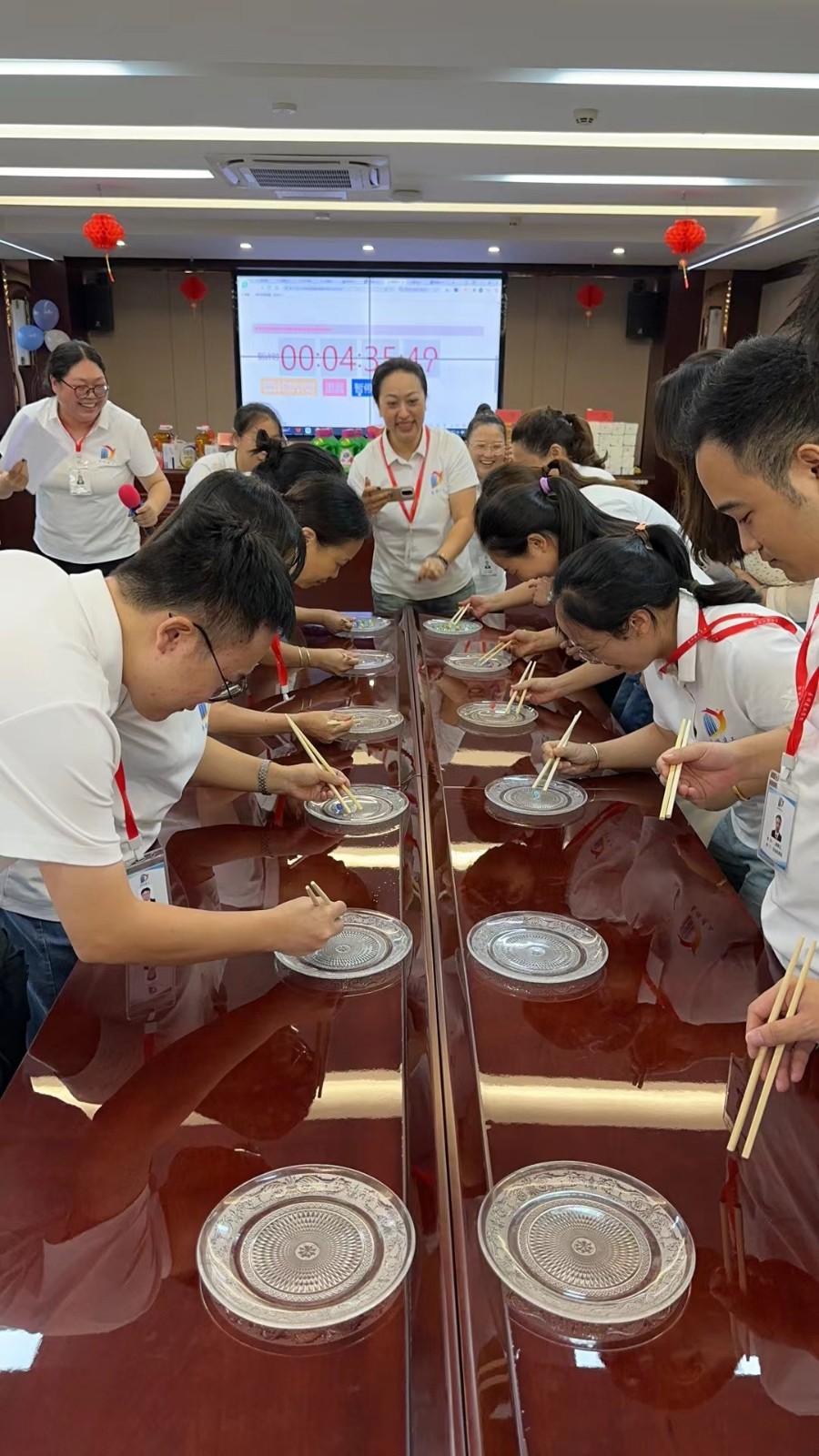 “易聚中秋團(tuán)圓意，順啟事業(yè)新篇章”易順建工集團(tuán)2024年中秋活動(dòng)圓滿舉行