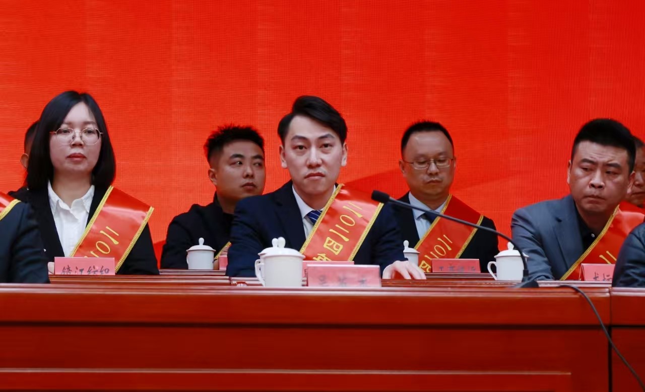 喜報(bào)！易順建工集團(tuán)榮獲“松溪縣2024年度納稅貢獻(xiàn)企業(yè)”稱號(hào)